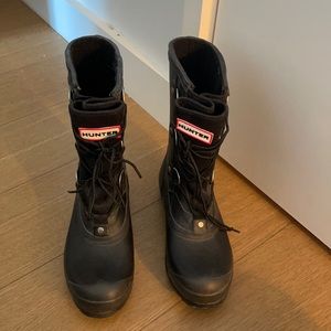 Like New Hunter Lace Up Rainboots